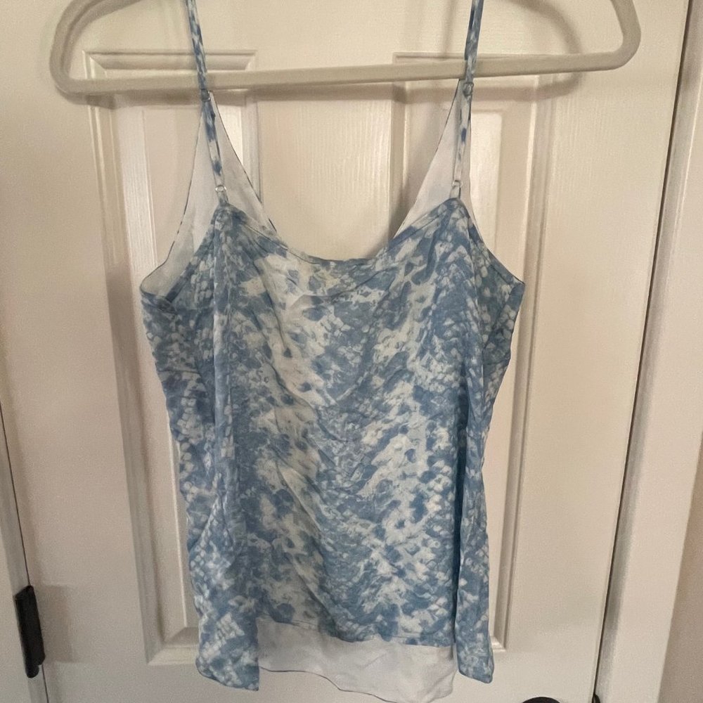 New L'Agence Jane V Neck Silk Tank Top Ivory and Seamist Size XS - Picture 5 of 6